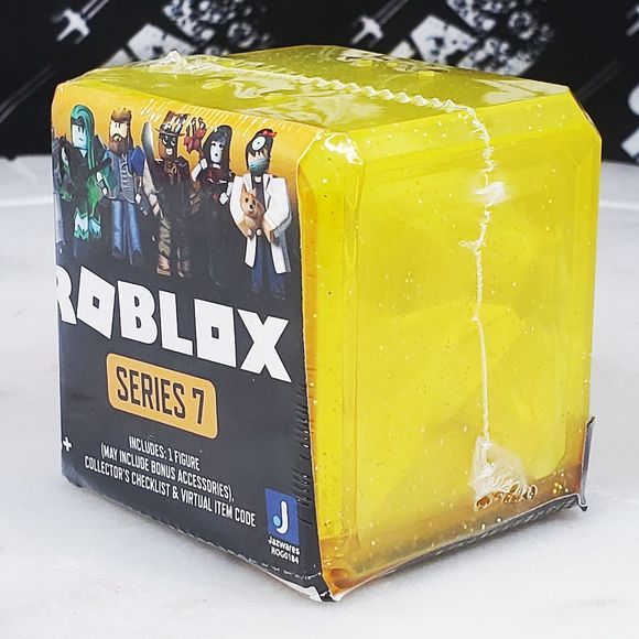 ROBLOX Series 7 Mystery Blind Box Sealed Celebrity Figure Series Yellow Variant - Picture 6 of 8